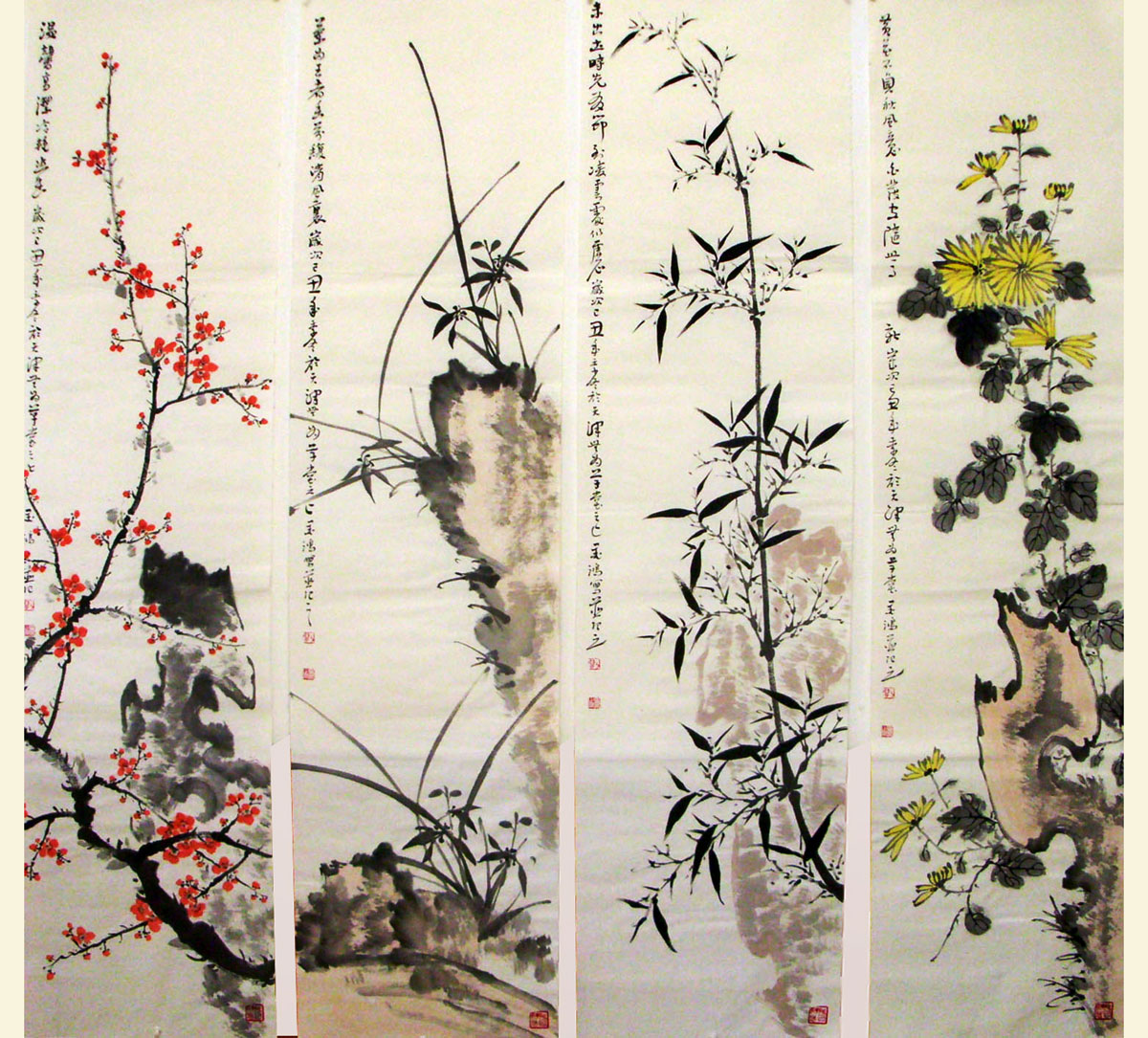 G108 138cmx35cmx4cm 16平尺 四君子四条屏 价格面议